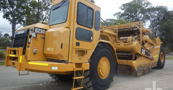 2005 Caterpillar 623G elevating motor scraper sold in Brisbane by Ritchie Bros. 2005 Caterpillar 623G elevating motor scraper sold in Brisbane by Ritchie Bros.